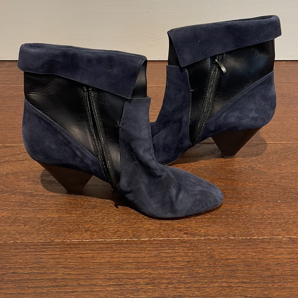 Veronica Beard Women’s Blue Suede and Black Leather Booties Size 39/9