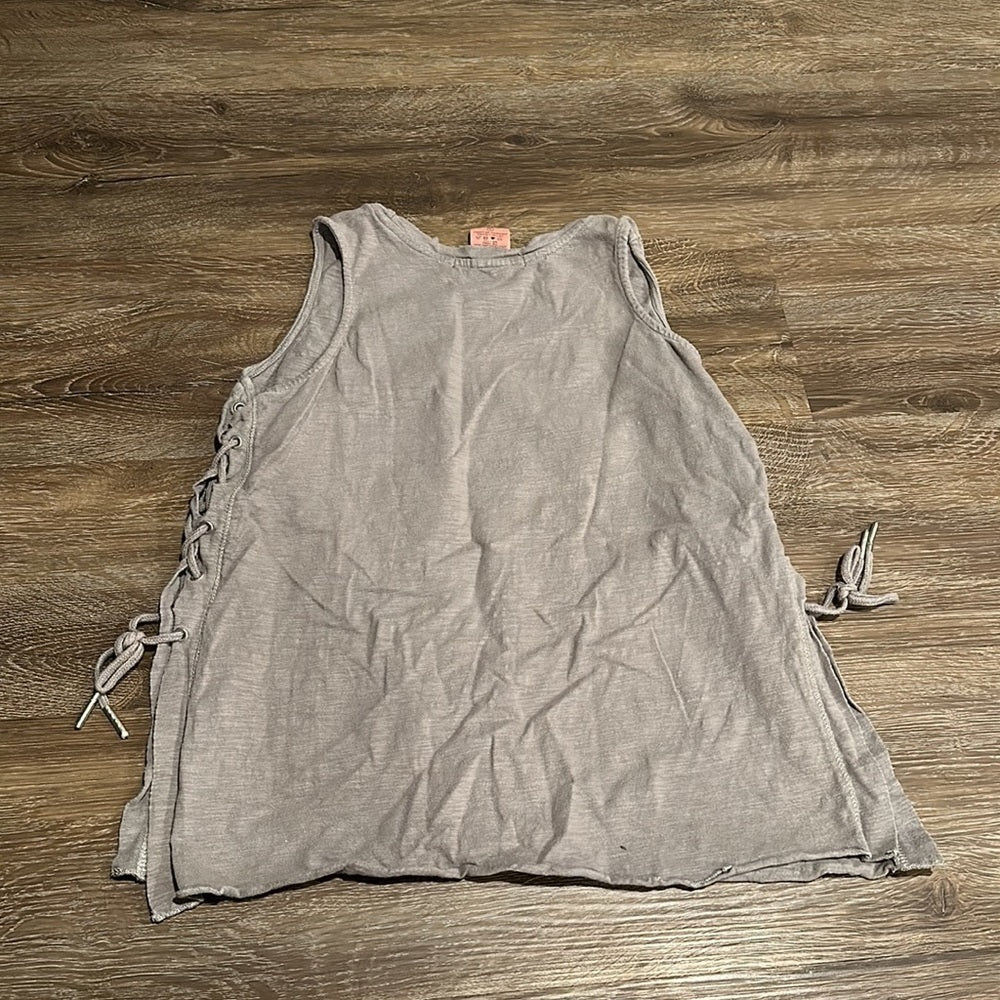 BlankNYC Girl’s Tank Top - Size Large