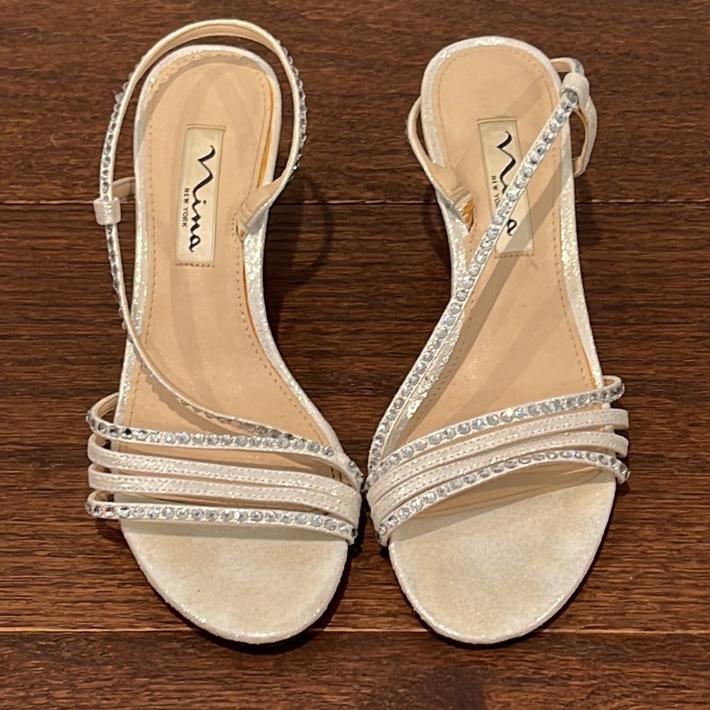 Nina White and Silver Girls Heels Size 5