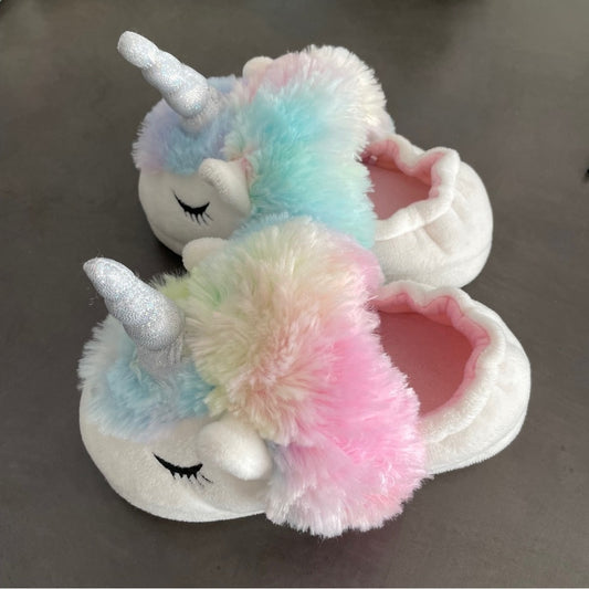 Unicorn Girls Slippers Size 10/11