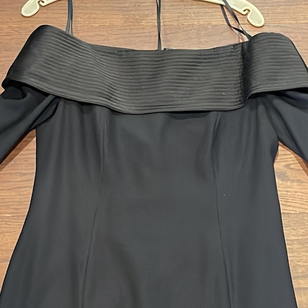 CACHE Women’s Black Off The Shoulder Dress Size 4