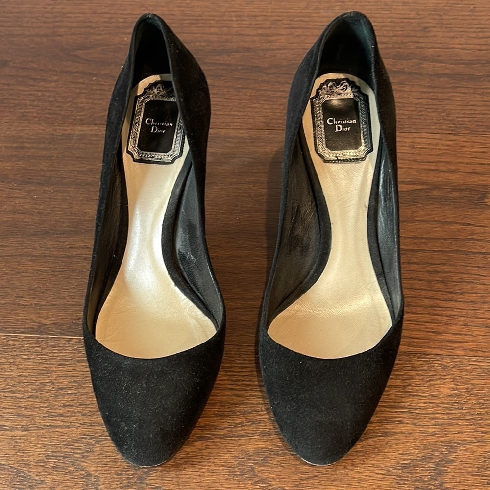 Christian Dior Black Suede Round Toe Pumps Size 37