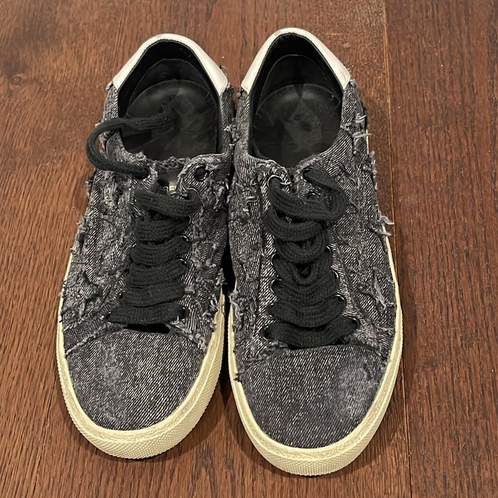 Saint Laurent Women’s Sneakers Size 37/7