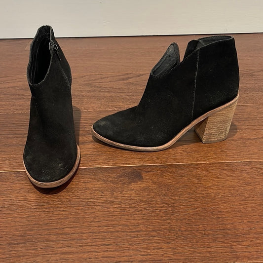Jeffrey Campbell Women’s Black Booties Size 39/9