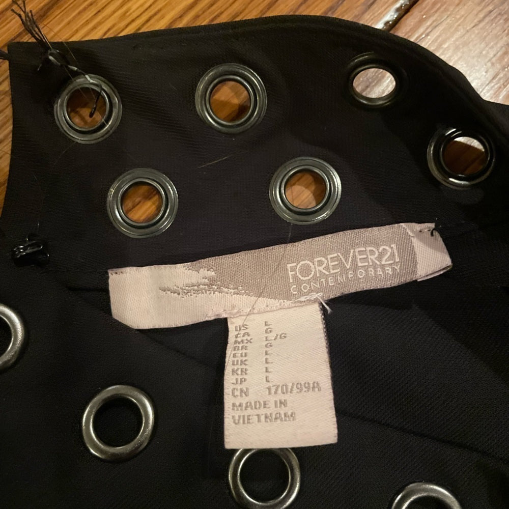 Forever 21 Sleeveless Black Blouse Size Large