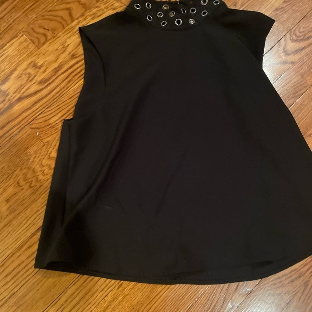 Forever 21 Sleeveless Black Blouse Size Large