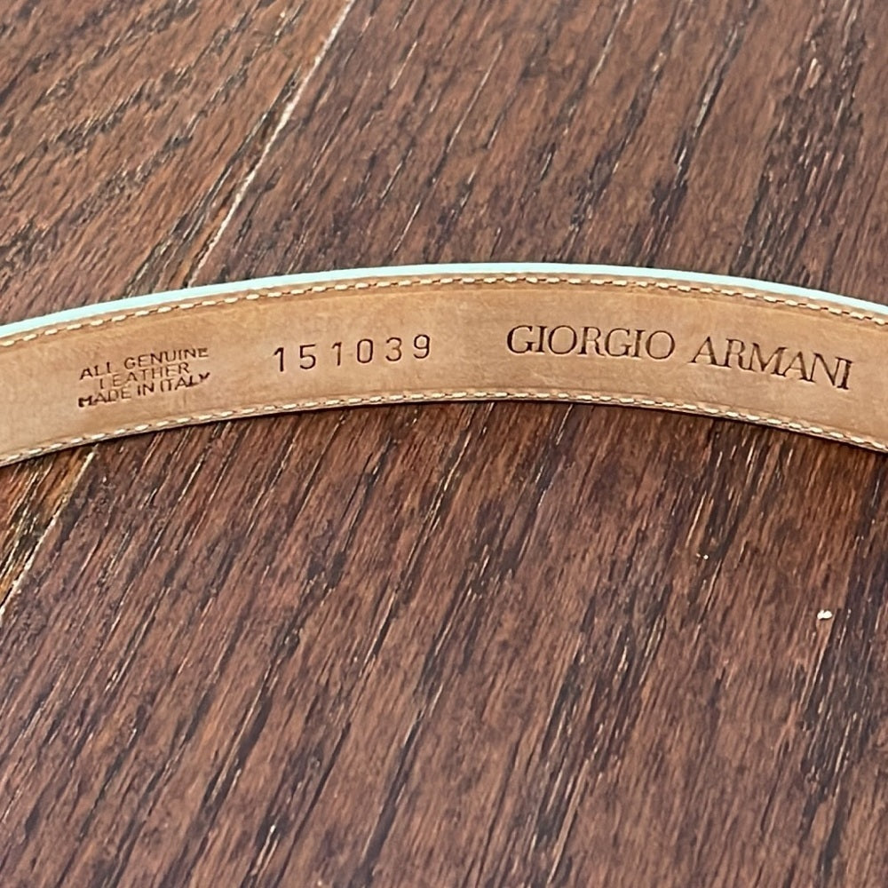 Giorgio Armani Size 42 Women’s Green Leather Belt