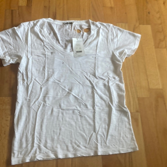 NWT Women’s Chrldr t shirt. White. Size S