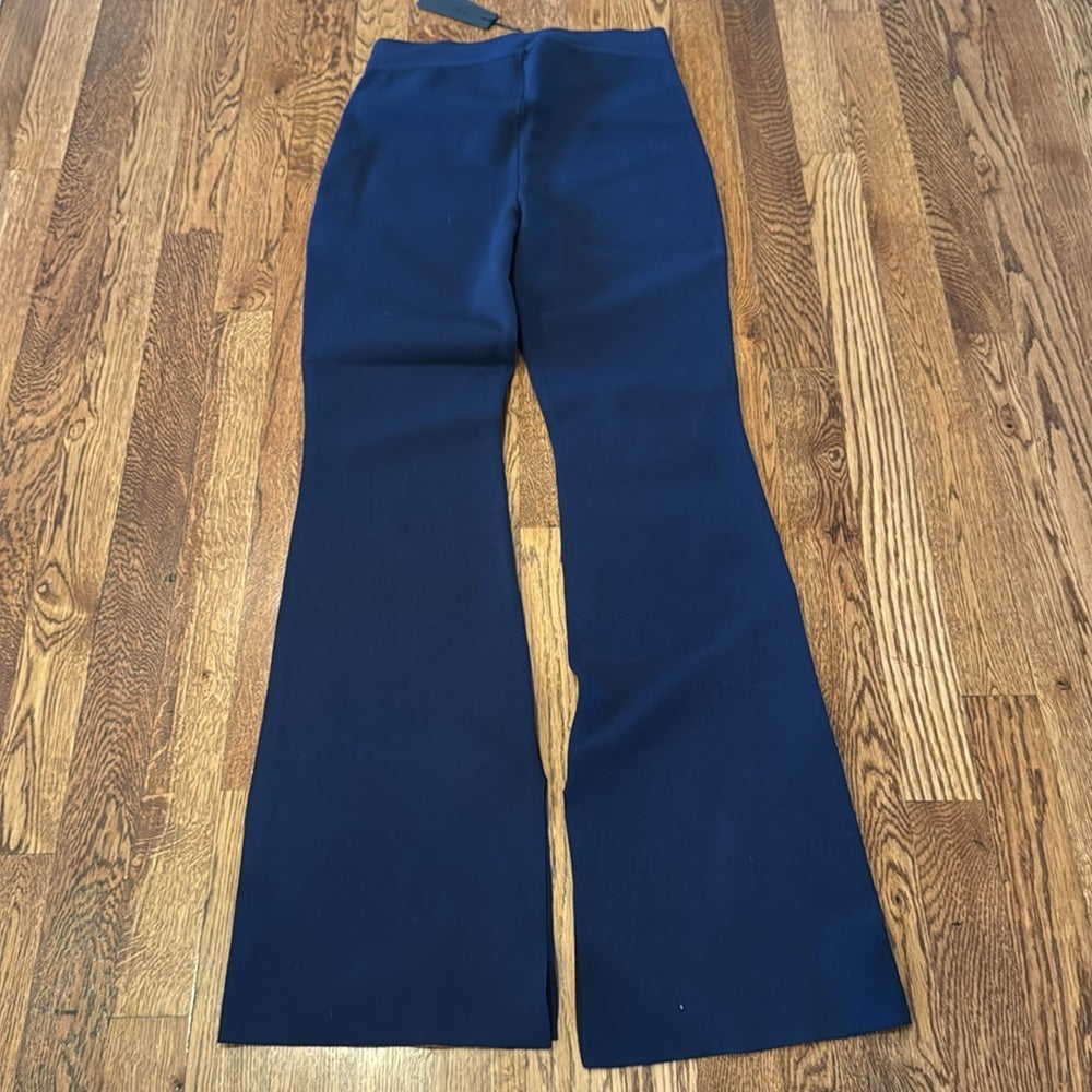 NWT Ten by Babaton Women’s Navy Flare Pants Size Small
