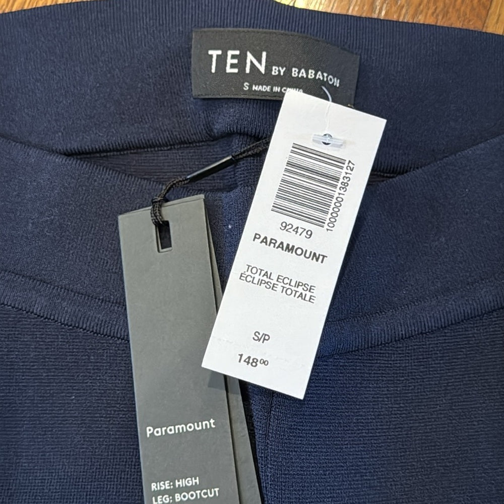 NWT Ten by Babaton Women’s Navy Flare Pants Size Small