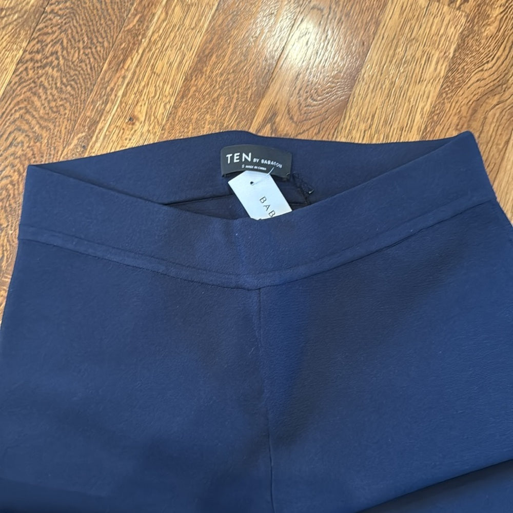 NWT Ten by Babaton Women’s Navy Flare Pants Size Small
