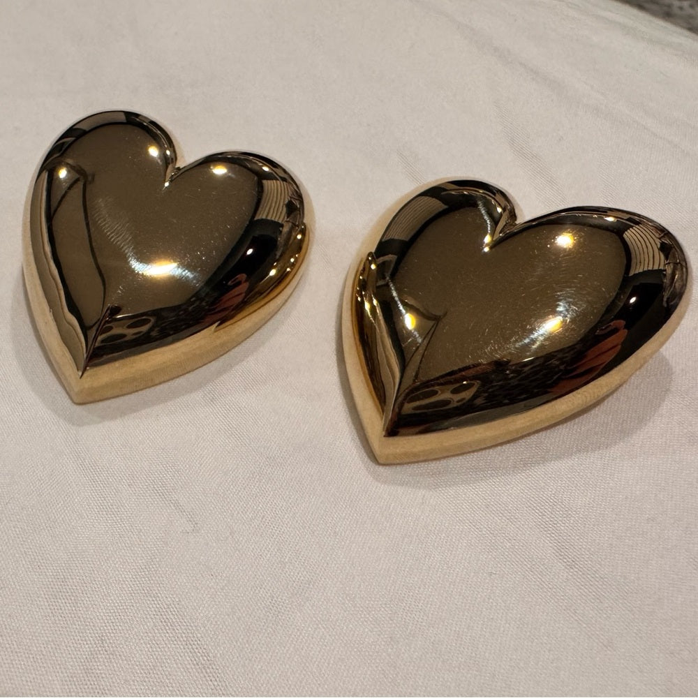 NWT Jennifer Fisher Puffy Heart Earrings Gold