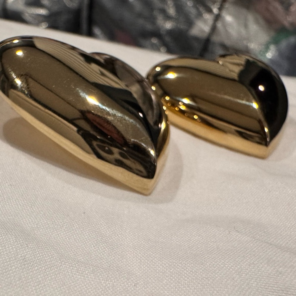 NWT Jennifer Fisher Puffy Heart Earrings Gold