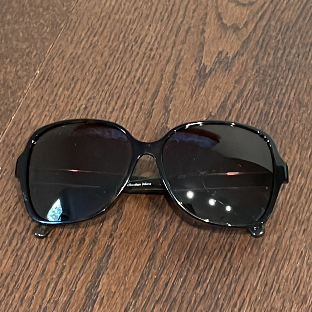 Chanel Women’s Brown Singlasses