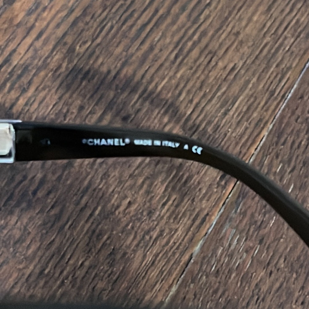 Chanel Women’s Brown Singlasses
