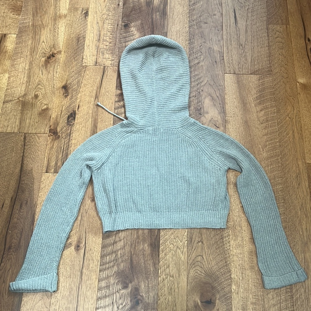 NWT Lovers + Friends Woman’s Hooded Grey Sweater Size XS