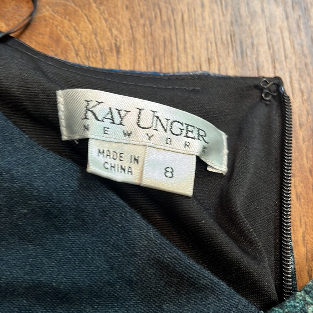 NWT Kay Unger Woman’s Printed Black Long Sleeve Dress Size 8