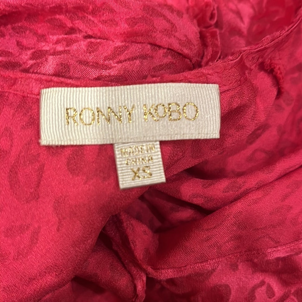 Ronny Kobo Woman’s Pink Leopard Print Top Size XS