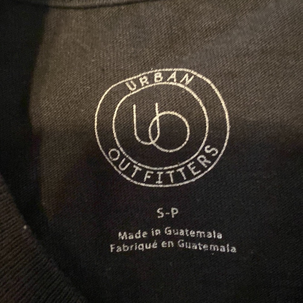 Women’s Urban Outfitters t shirt. Black. Size S