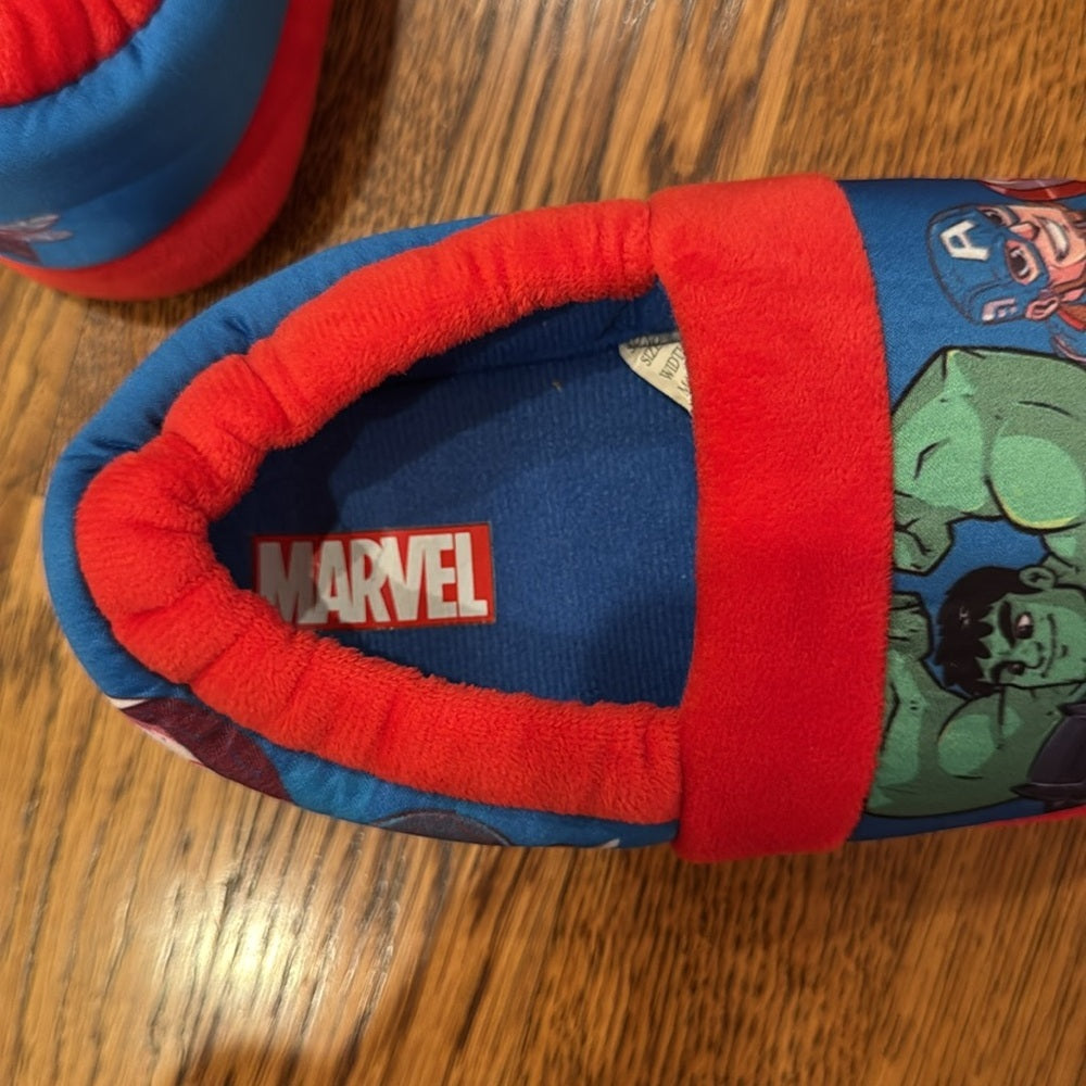 Marvel Superhero Kids Slippers - Red and Blue Size 13/1