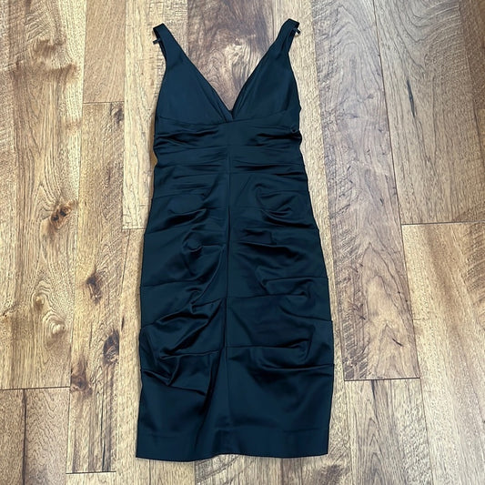 Nicole Miller Woman’s Black Dress Size 4P