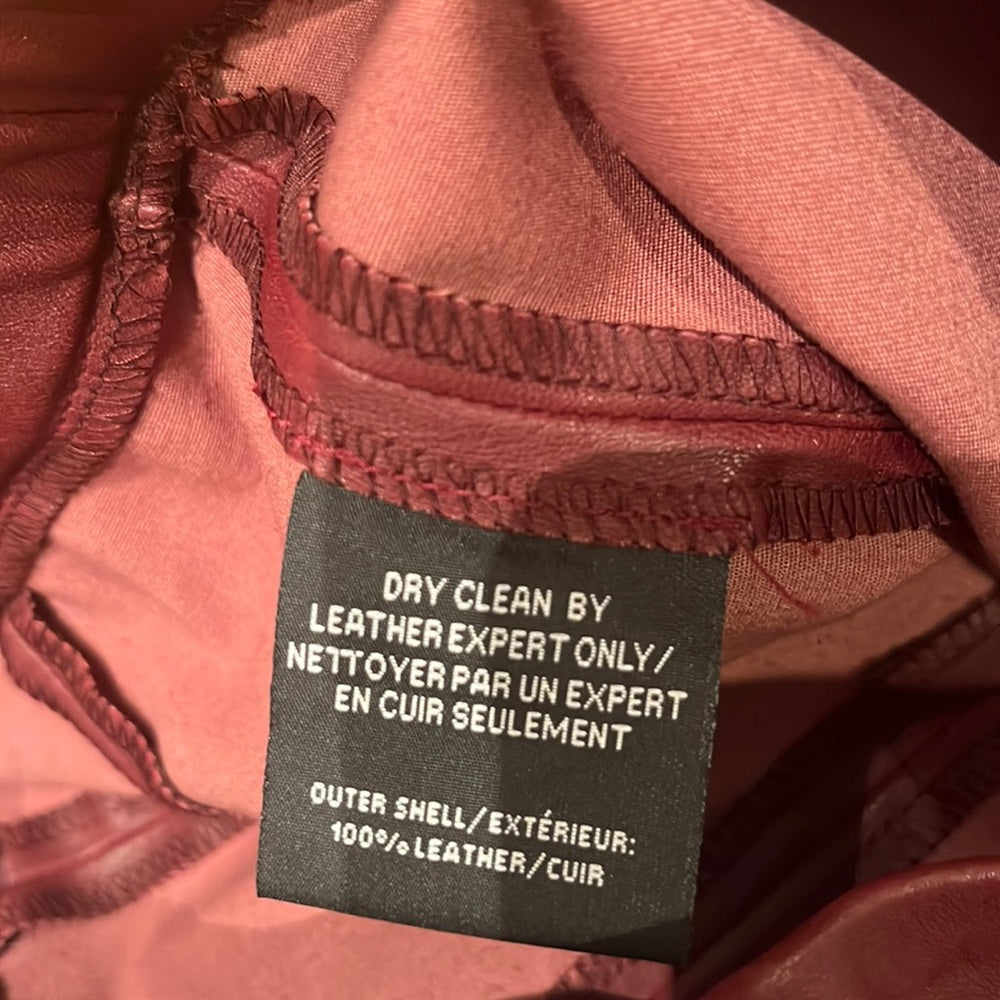 Lamarque Woman’s Maroon Leather Pants Size S