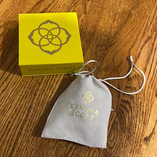 NWT Kendra Scott Woman’s Madison DSY Gold Flower Earrings