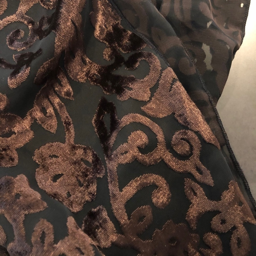 WOMEN’S Black and Brown Scarf