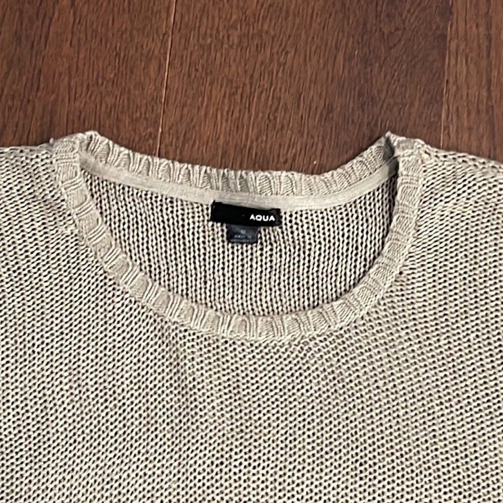Vince and Aqua Women’s Sweaters Size Medium