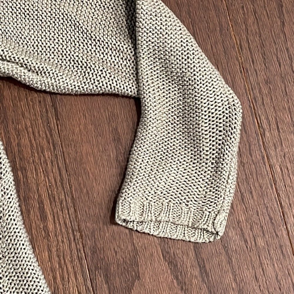 Vince and Aqua Women’s Sweaters Size Medium