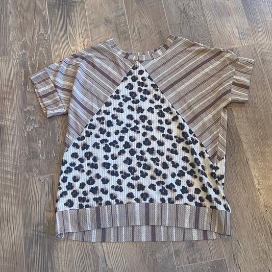NWT Oddy Woman’s Brown Short Sleeve With Cheetah Design Size 1X