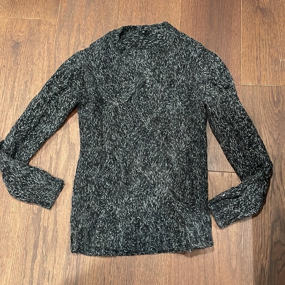 Bundle of 4 Theory Sweaters All Size S/P