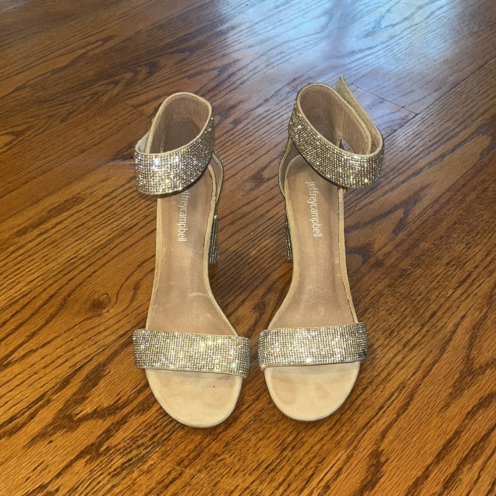 Jeffrey Campbell Woman’s Silver Heels Size 7.5