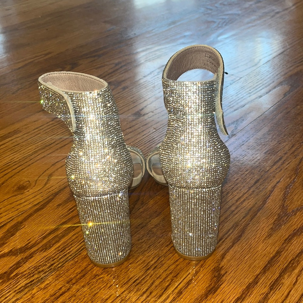 Jeffrey Campbell Woman’s Silver Heels Size 7.5
