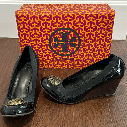 Tory Burch Women’s Black Patent Leather Caroline Wedges Size 7.5