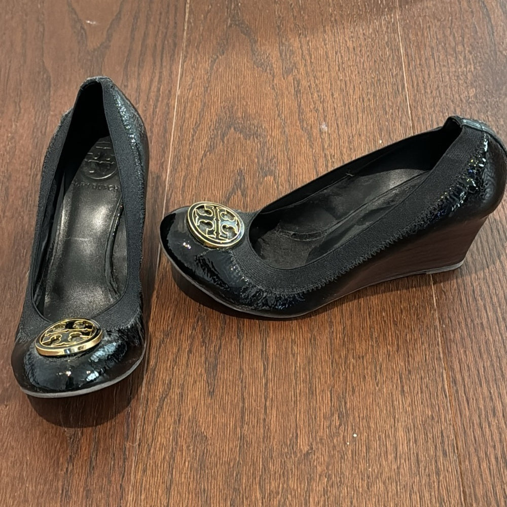 Tory Burch Women’s Black Patent Leather Caroline Wedges Size 7.5