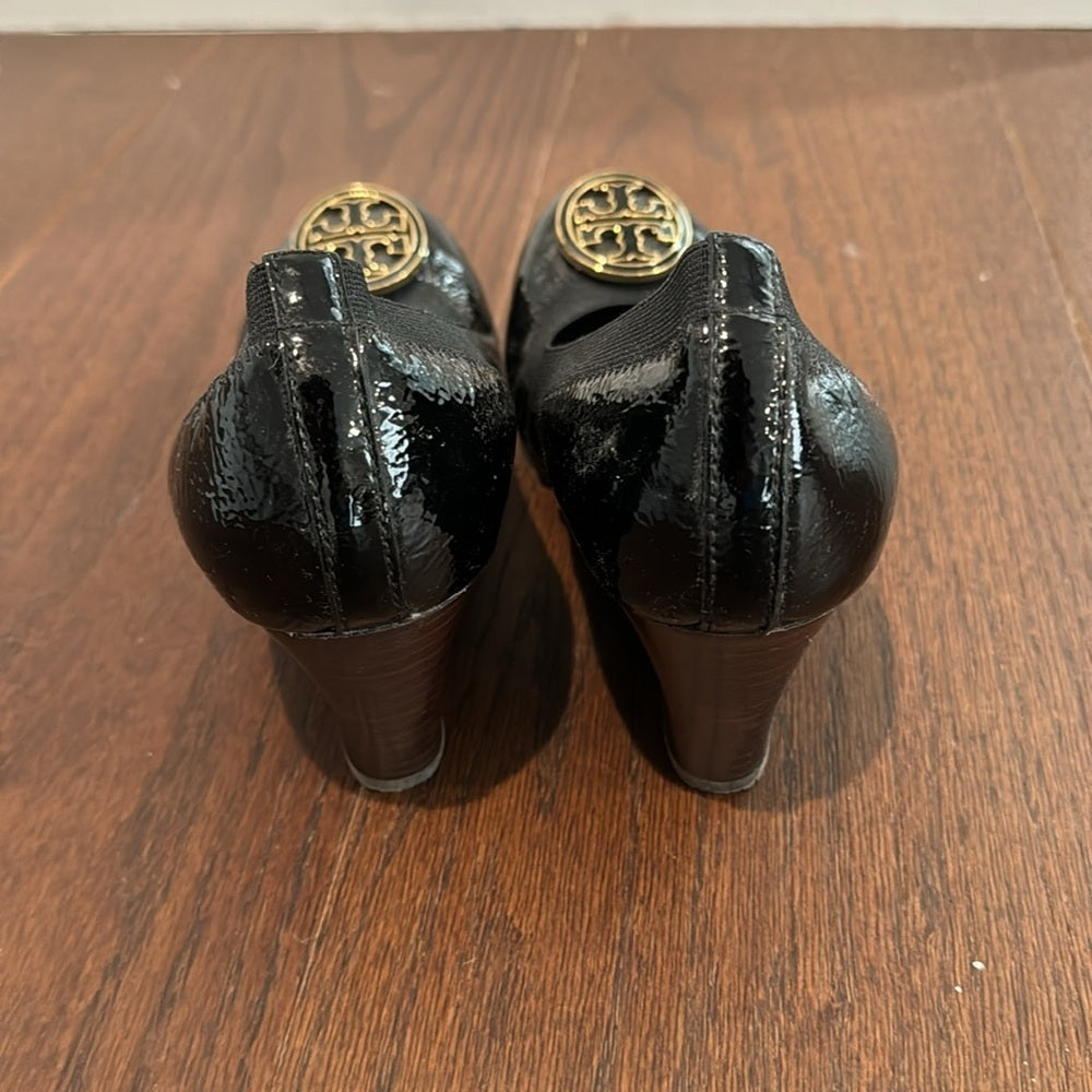 Tory Burch Women’s Black Patent Leather Caroline Wedges Size 7.5