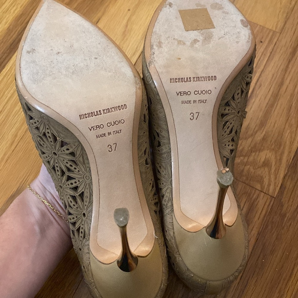 Nicholas Kirkwood Women’s Brown Floral Printed Heels Size 37