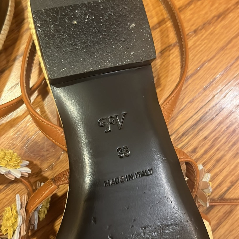 Fabrizio Viti Woman’s Flower Sandals Size 36