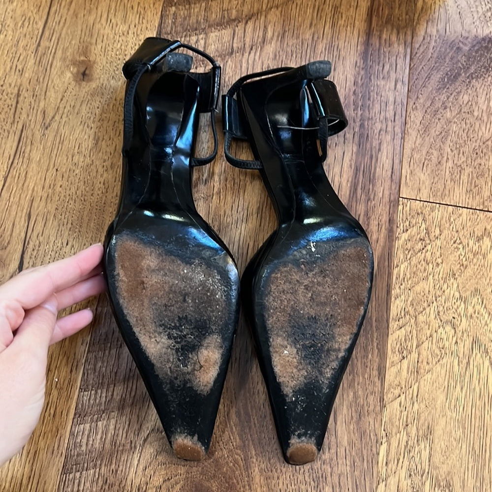 Vera Wang Woman’s Black Heels Size 37.5 in