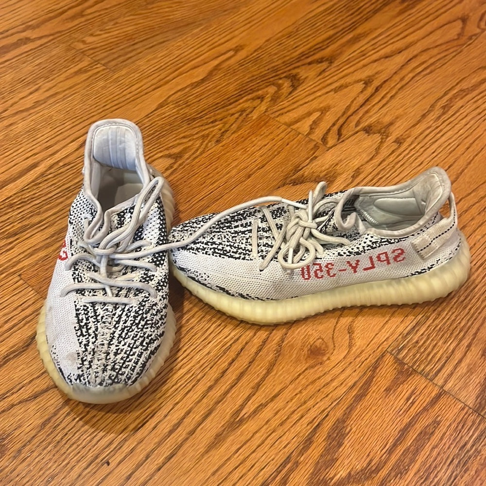 Yeezy Boost 350 Sneakers Size 6.5
