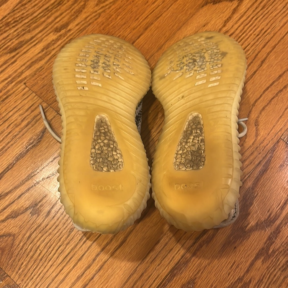 Yeezy Boost 350 Sneakers Size 6.5