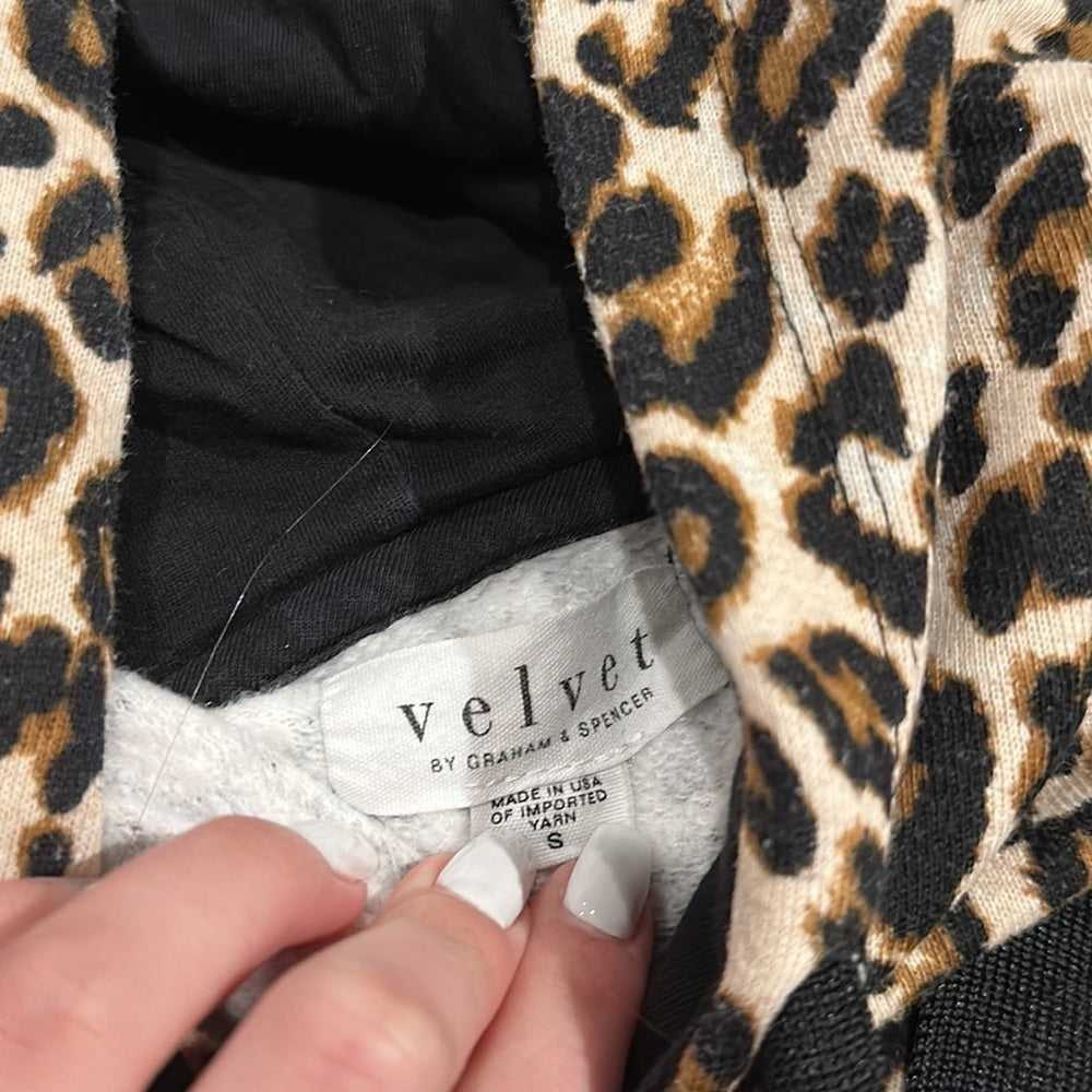 Velvet Women’s Cheetah Hoodie - Size Small