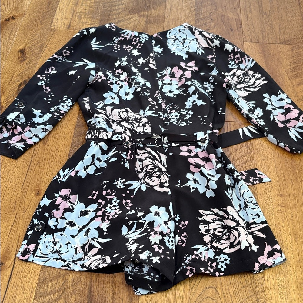 Yumi Kim Woman’s Black Floral Liz Romper Size XS