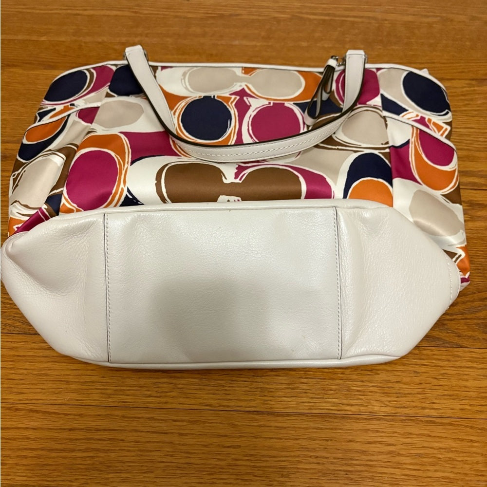 NWT Coach Women’s Multicolor Purse