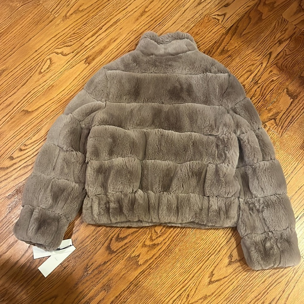 NWT Calvin Klein Woman’s Faux Fur Coat Size XS