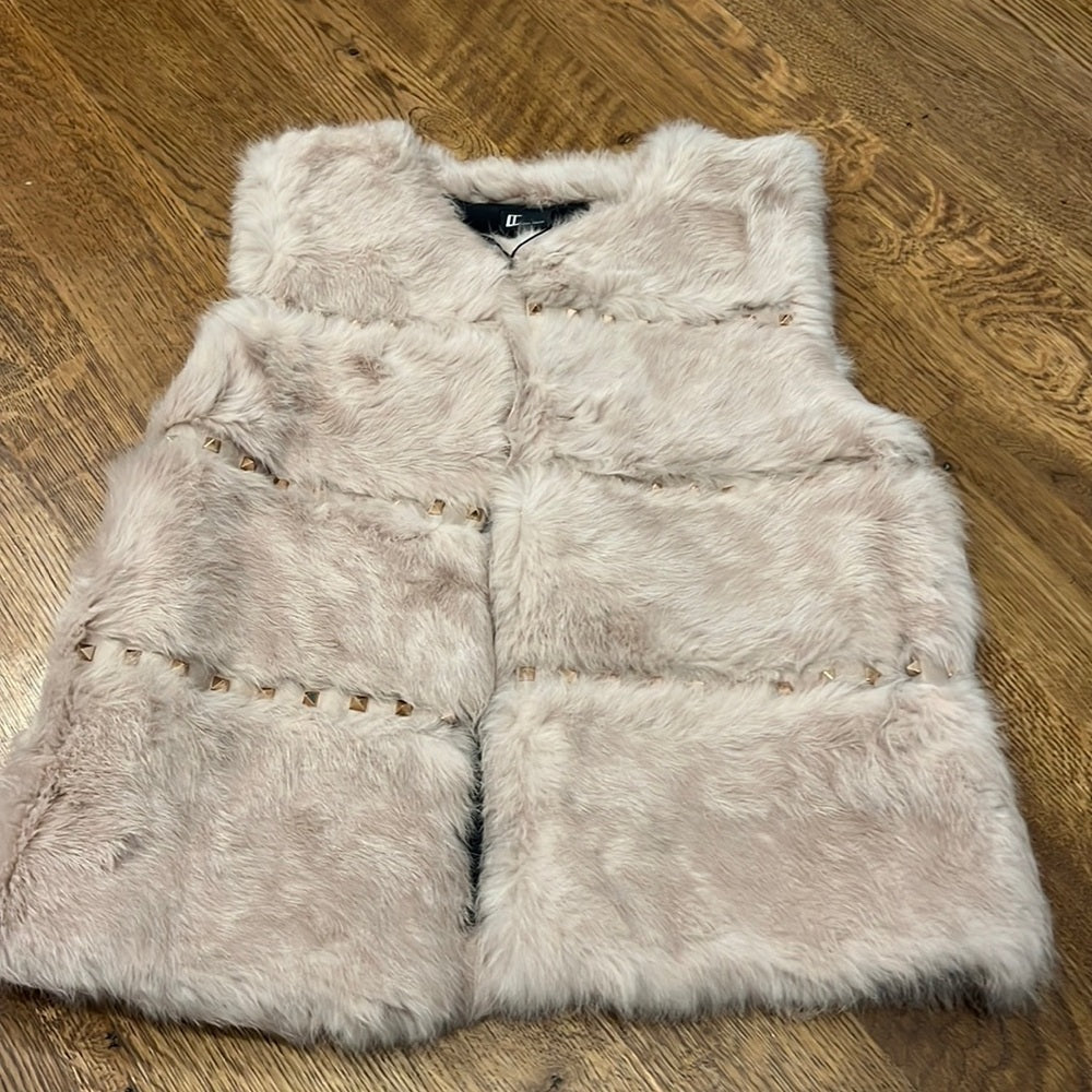 NWT Love Token Women’s Vest Pink Size XS