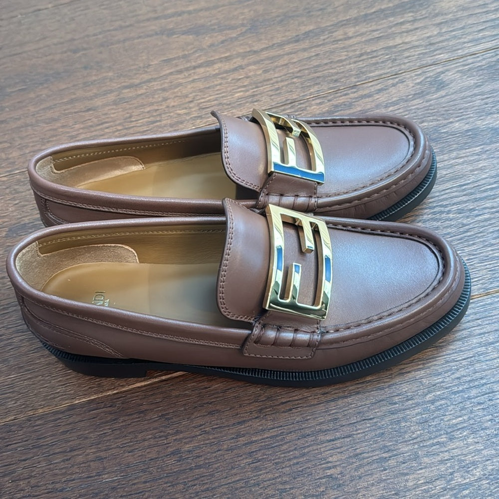 Fendi Women’s Baguette Acorn Leather Loafers Size 36/6