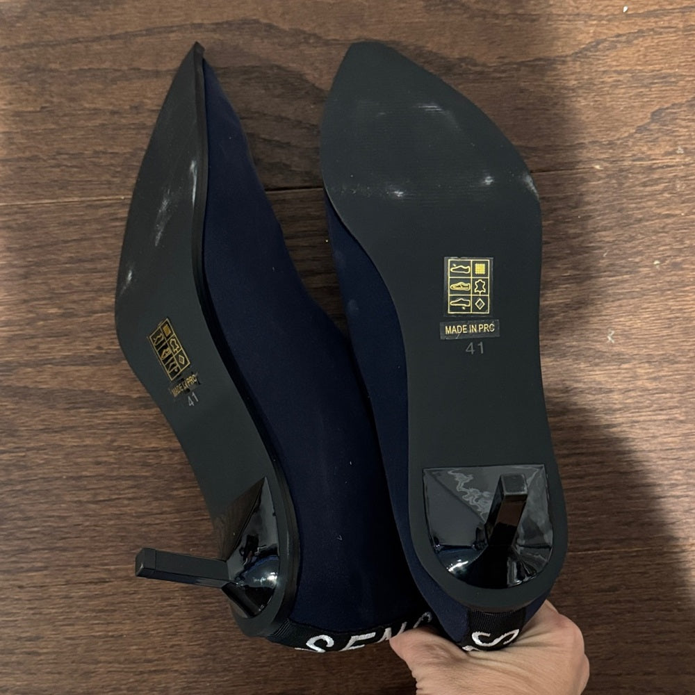 Senso Women’s Navy and Black Caden Ankle Boots Size 41/10