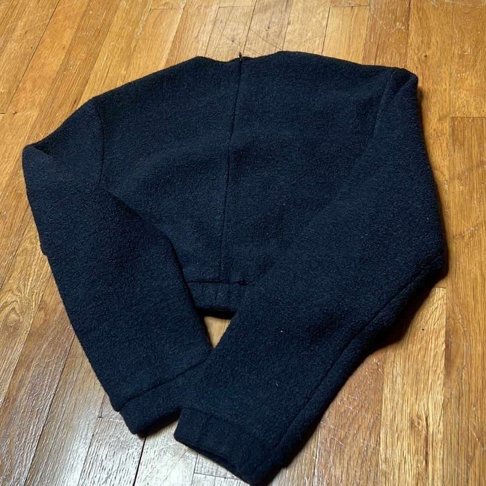 Jacquemus Women’s Navy Blue Fuzzy Cropped Sweater Size 38